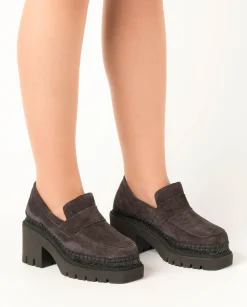 Vidorreta Outlet|Mocasín de tacón en cavallo gris Panteta
