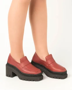 Vidorreta Outlet|Mocasín de tacón en velvet burdeos Panteta