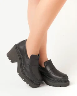 Vidorreta Outlet|Mocasín de tacón en velvet negro Panteta